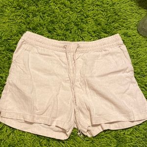 Beige h&m shorts, size xs